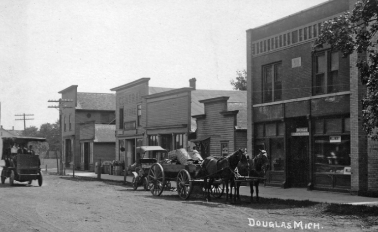 Self-Guided History Tour of Douglas